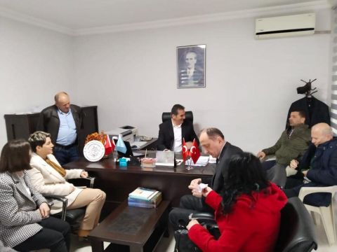 DESTEKLİ ÇAYLI SOHBET GÖRÜLMEYE DEĞERDİ