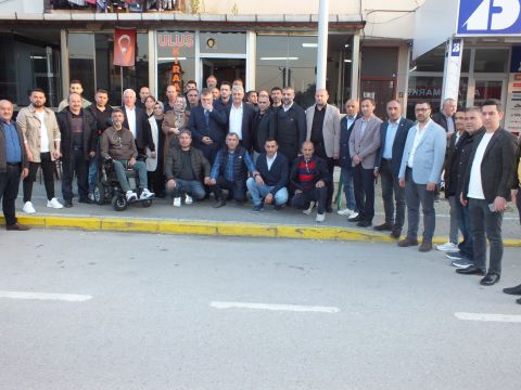 Ak partili  vekil  Tipioğlu’yu Kartepe’liler bağrına  bastılar