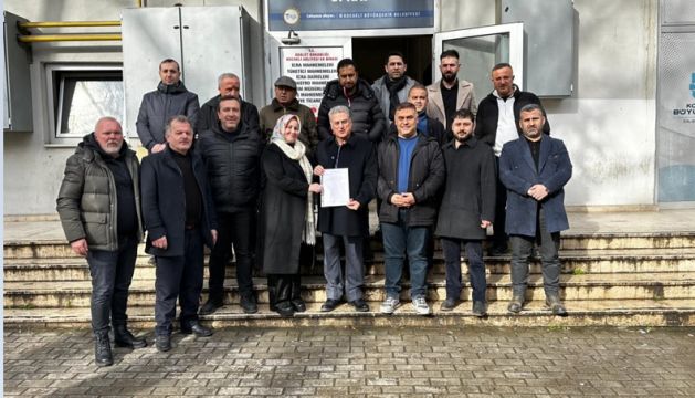 Anahtar Parti Kartepe İlçe Başkanı Sayın Dr. Cengiz ŞENER mazbatasını aldı