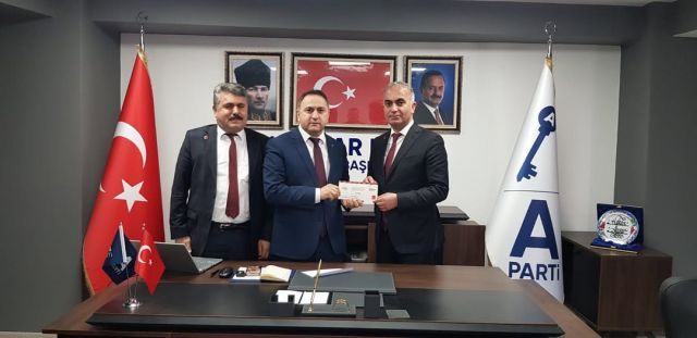 Saadet Partisi’nden Anahtar Parti Gebze İlçe Başkanına Hayırlı Olsun Ziyareti ve İftar Daveti