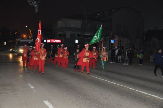 KARTEPE’DE 'MEHTER MARŞI' İLE SAHUR