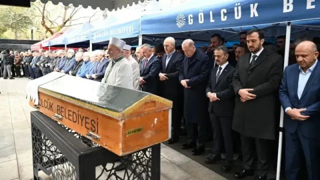 Cumhurbaşkanı Recep Tayyip Erdoğan, Burhan Abiş'in cenazesine katıldı
