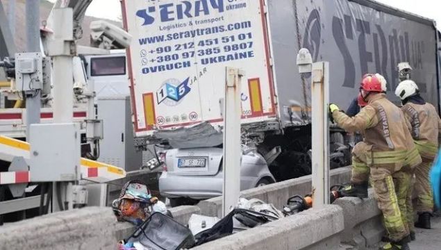 Bayram tatilinde trafikte 72 ölüm