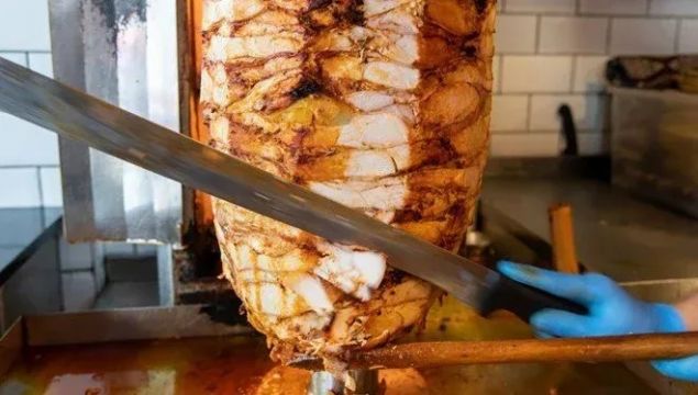 Tavuk döner alarmı! Bakan Yumaklı'dan sert uyarı