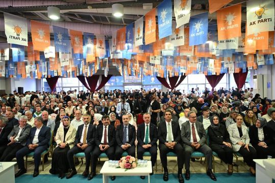  Büyükakın’dan Hürriyet’e: Kul hakkını bilenler yapmaz!