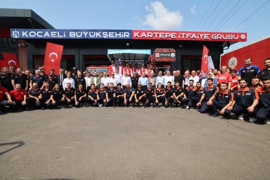Başkan Büyükakın: Yangına  ulaşmada Avrupa'dan iyiyiz   