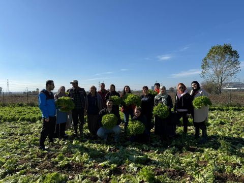 Aday çiftçiler sahada teorik bilgilerini pekiştirdi