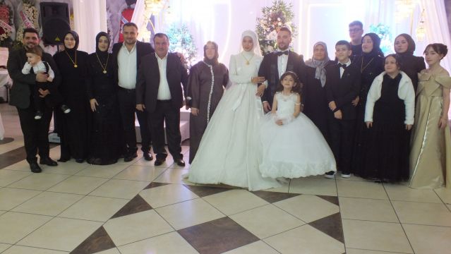 BAŞKAN KÜÇÜK OĞLUNU EVLENDİRDİ