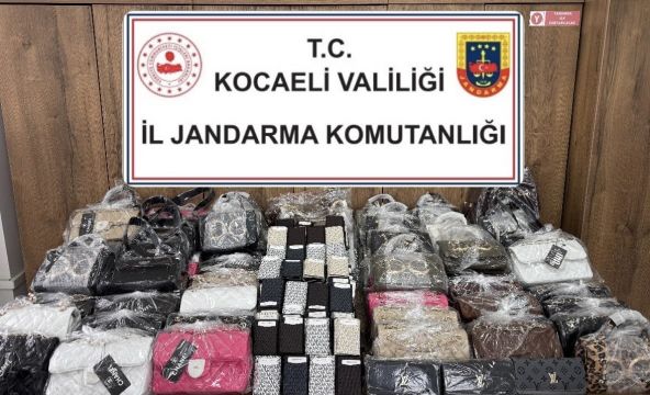 JANDARMA  KAÇAKÇILARA GÖZ AÇTIRMIYOR