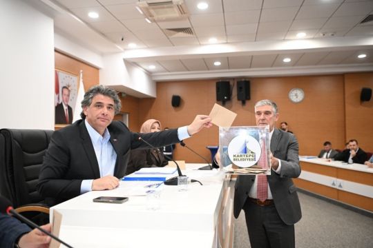 Kartepe’de Komisyonlar Belirlendi