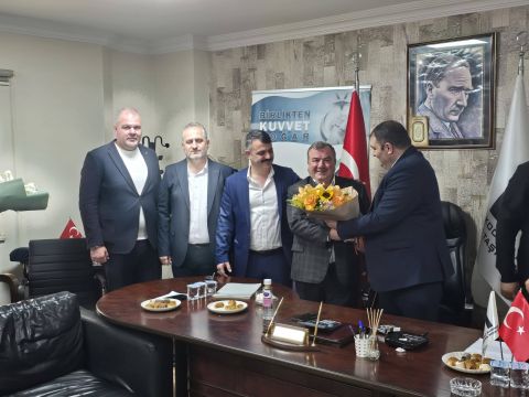 ADINA YAKIŞIR SEÇİM