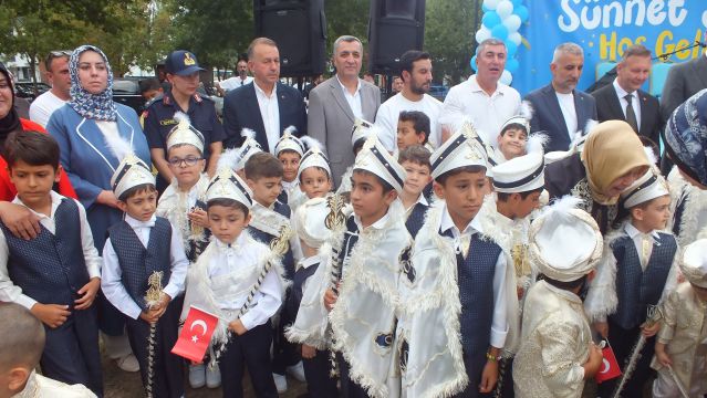 SÜNNET ŞÖLENİ GÖRKEMLİ GEÇTİ