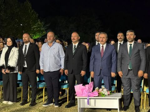 BBP Kartepe’de birlik  buluşmasına 10 bin kişi katıldı