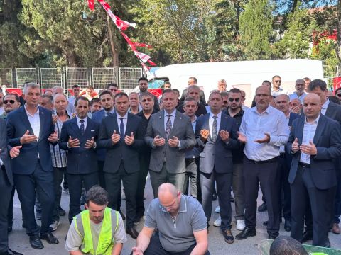 MHP Gölcük yeni hizmet binası görkemlı törenle açıldı 