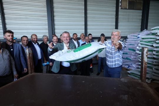 Büyükşehir’den çiftçiye yüzde 50 hibeli tohum desteği