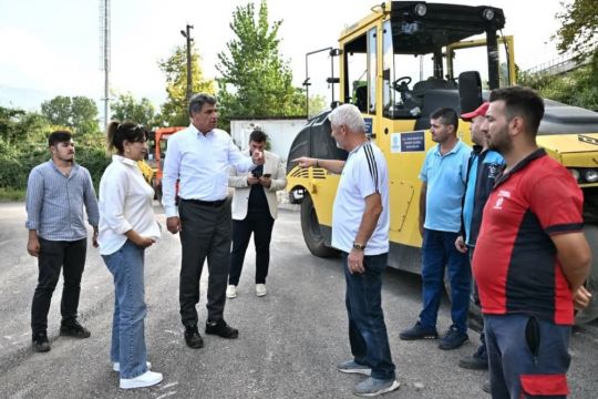 Başkan Kocaman Asfalt Çalışmalarını Yerinde İnceledi