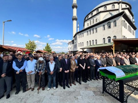 Kartepe’de Zihni Karakadılar son yolculuğuna uğurlandı