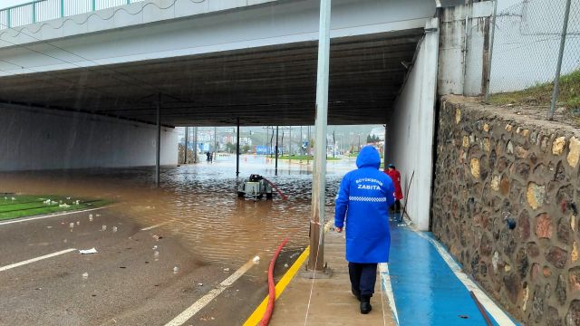 Büyükşehir teyakkuzda, ekipler görev başında